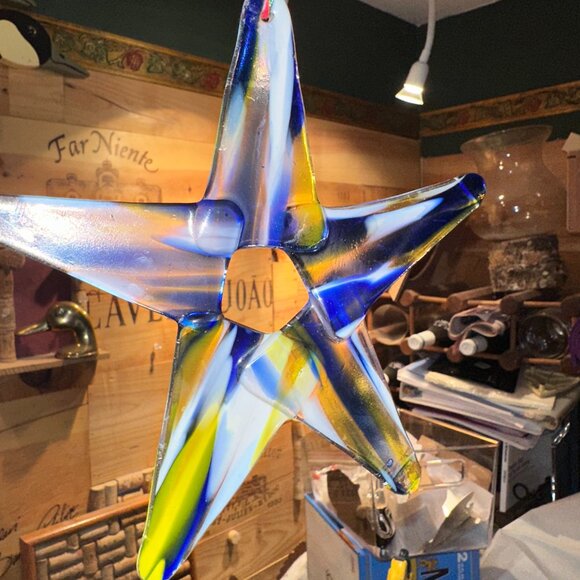 #5105 YELLOW / BLUE / WHITE MULTI COLOR 5 POINT STAR APX. 6 1/2” X 6 1/2” - Picture 2 of 10